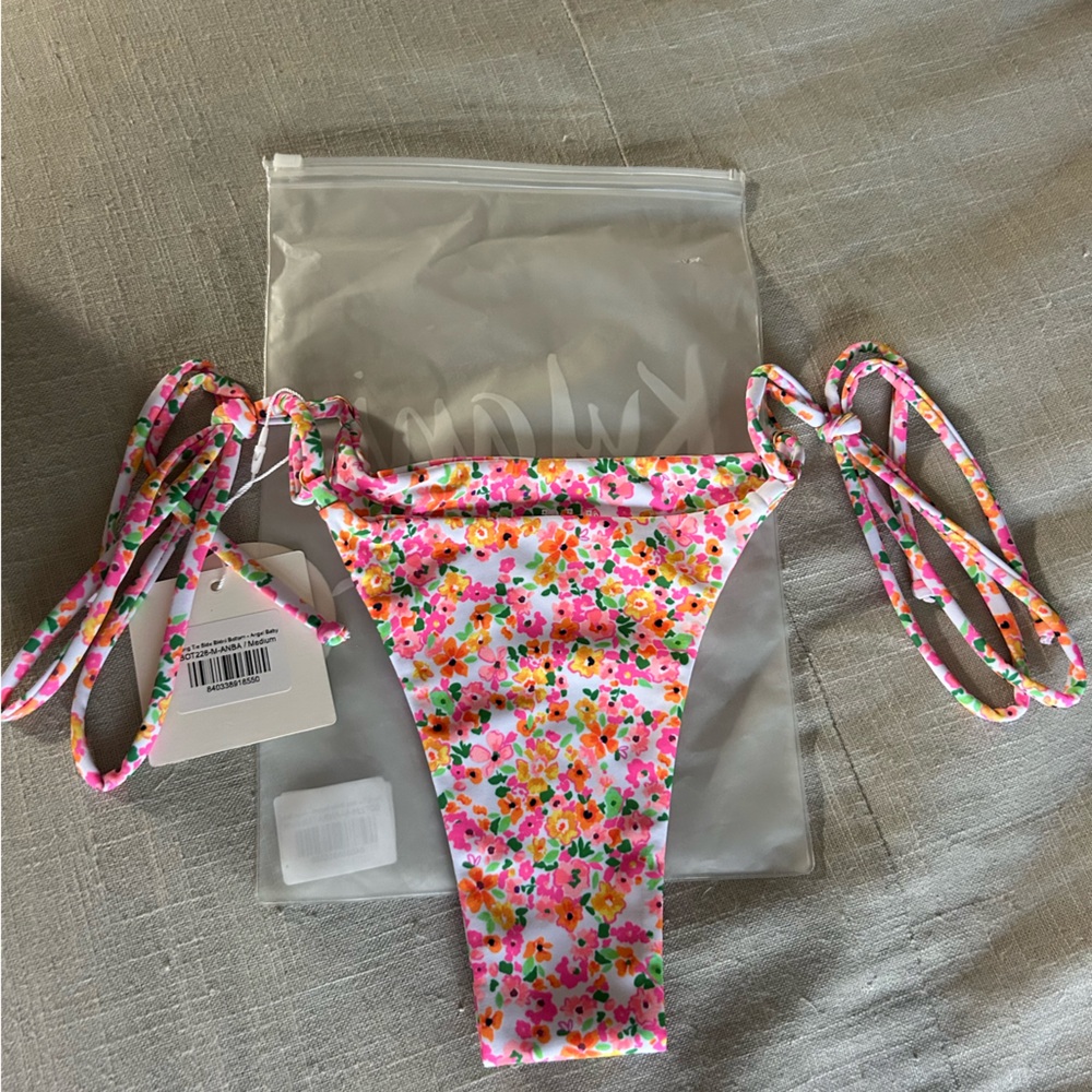 NWT Kulani Kinis Angel Baby Bottoms